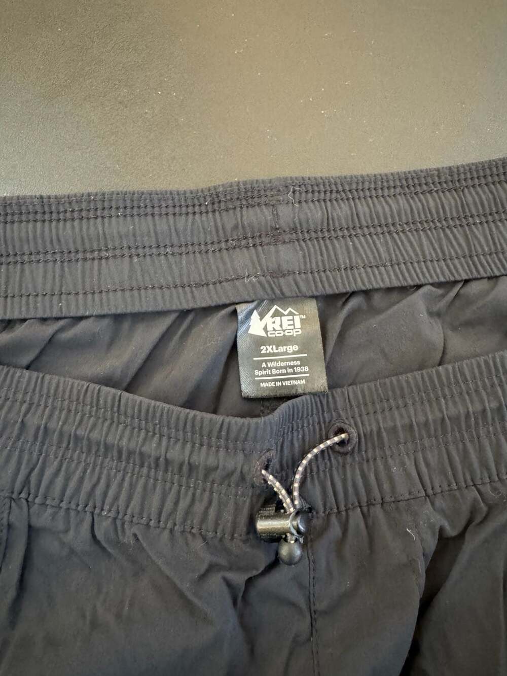 REI Co-op Trailmade Shorts Women's 2X Large Black Nylon Cargo Hiking Shorts - Picture 4 of 7